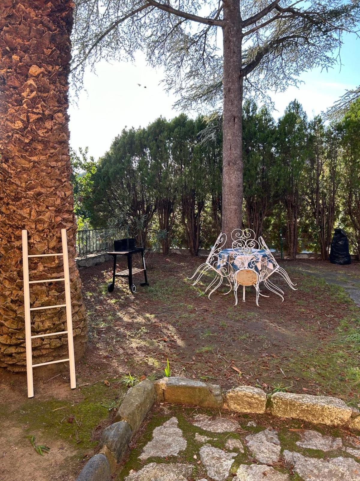 Casa Con Giardino: Варацце Номер фото